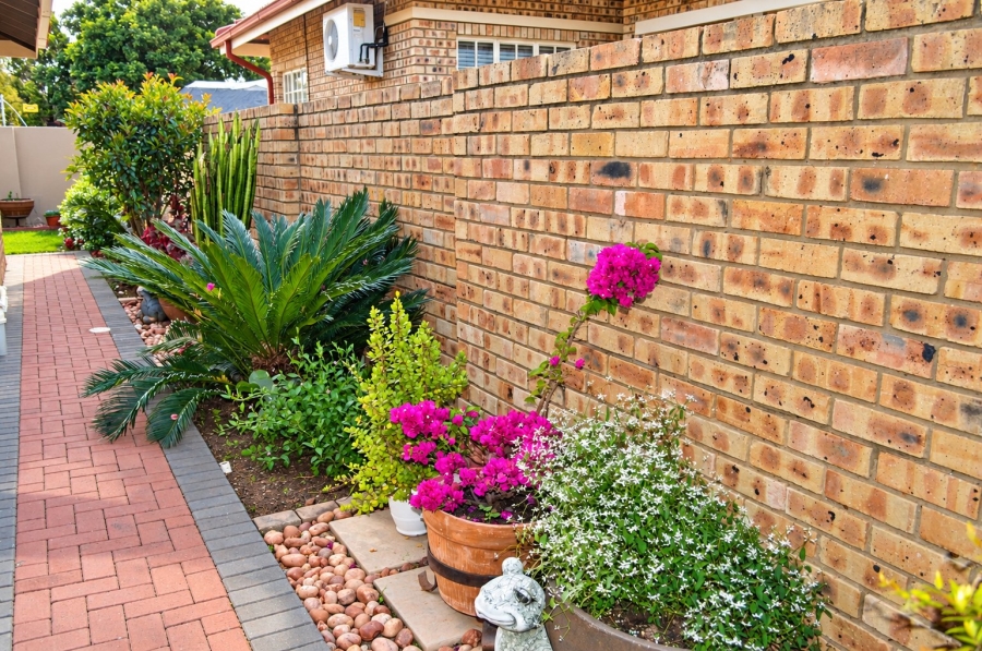 3 Bedroom Property for Sale in Flimieda North West